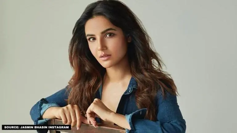 Jasmin Bhasin responds to linkup rumours with Punit Pathak; check details Jasmin Bhasin