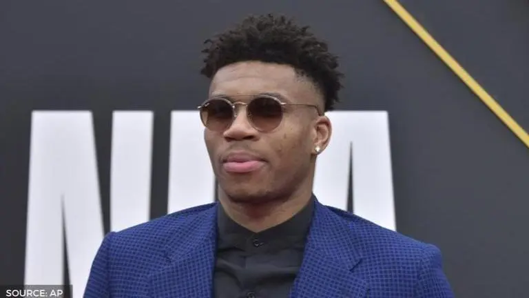 Giannis Antetokounmpo set to sign supermax contract with Milwaukee Bucks? Giannis Antetokounmpo