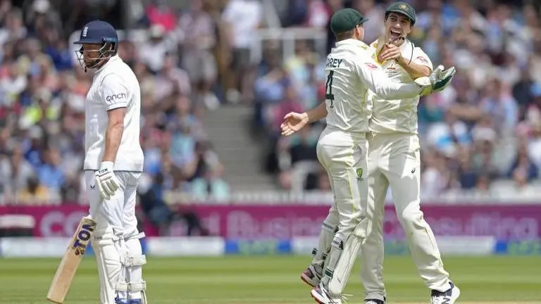 Day 5 at Lord’s turn spicy as England & Australia continue battling for win amid chants of cheating Pat Cummins, Alex Carey and Jonny Bairstow