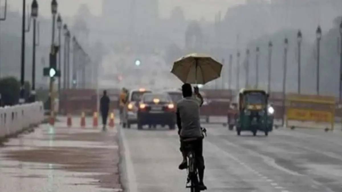 Weather Update Delhi Sees Light Rain Imd Issues Alert For Mp Up And