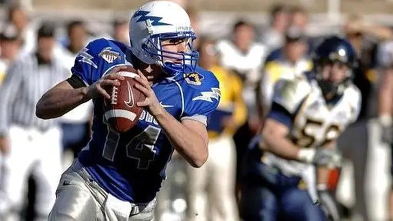 NFL side Washington Redskins open coronavirus testing site at home stadium