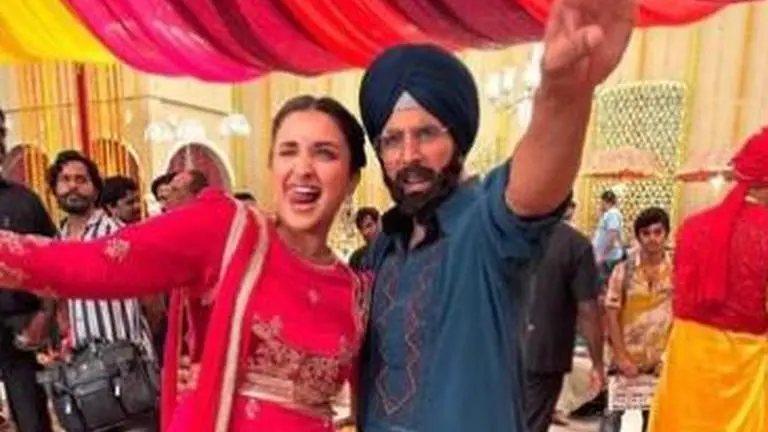 Parineeti Chopra shares glimpse of Akshay Kumar from Mission Raniganj on actor's birthday Parineeti Chopra