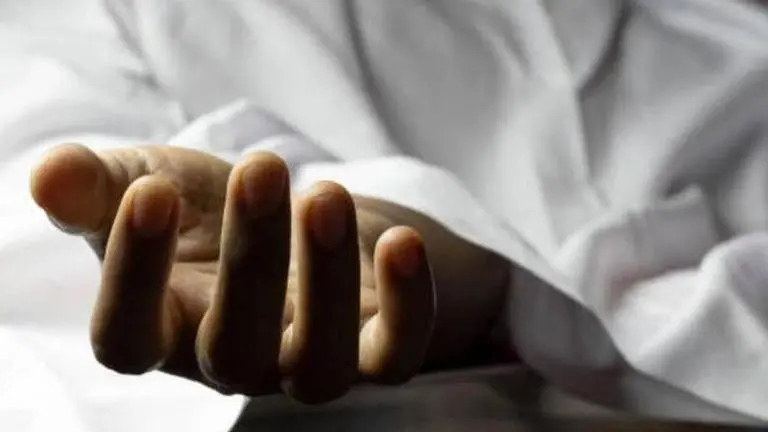 Family of Delhi woman who dies demands justice