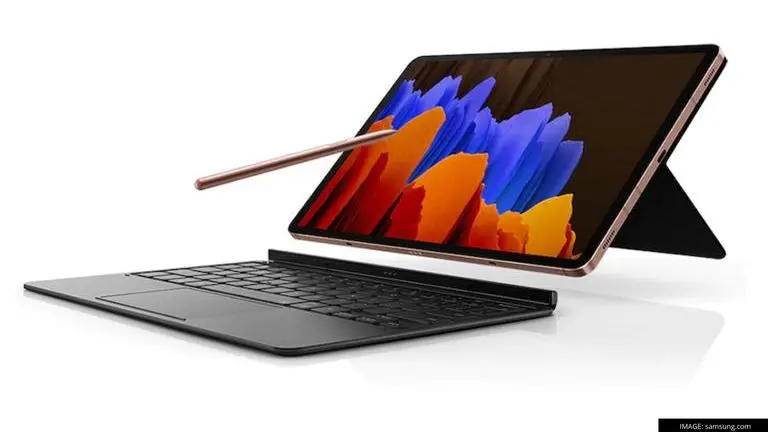 Samsung Galaxy Tab S8 Ultra alleged renders leaked, may come with rectangular notch Samsung Galaxy Tab S8 Ultra alleged renders leaked, might come with a rectangular notch