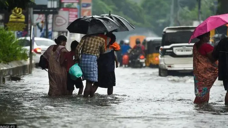 Karnataka: IMD issues yellow alert; Heavy to very heavy rainfall likely in south interiors Bengaluru