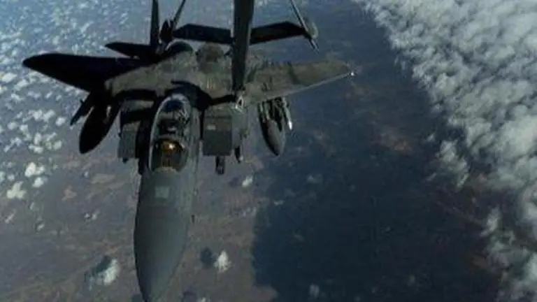 UK soldier, 2 Americans killed after 15 small rockets hit Iraqi base Iraq