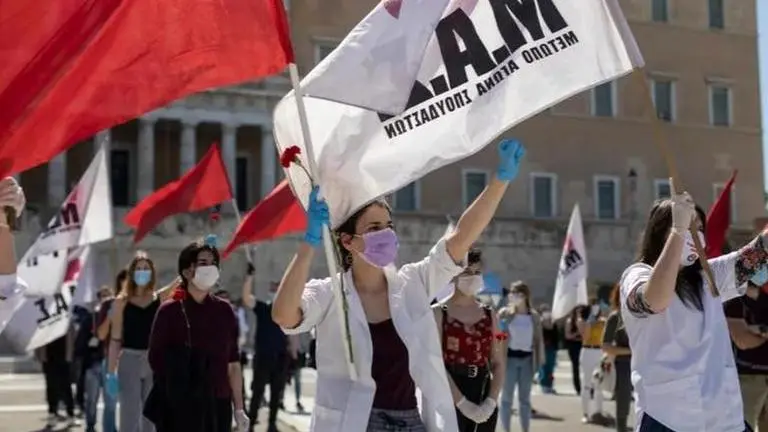 More than 6 killed in Guinea virus protests