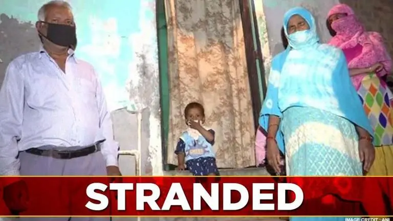 40 families stranded near Delhi-Uttar Pradesh border; no access to food and accommodation Delhi