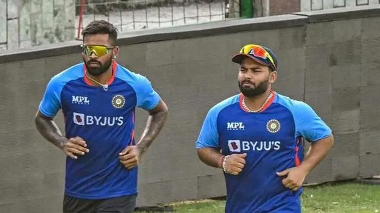 'Bromance at its best': Hardik Pandya-Rishabh Pant spotted together during Duleep Trophy Rishabh Pant