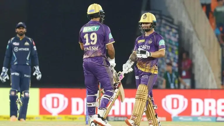 KKR vs GT live score IPL 2023 ball to ball updates Kolkata Knight Riders vs Gujarat Titans