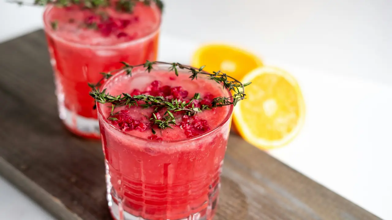 Sleepy Girl Mocktail Trend Takes Internet By Storm; Is It Really The Perfect Pre-Bedtime Drink? Sleepy Girl Mocktail Trend Takes Internet By Storm, Find Out What It Is