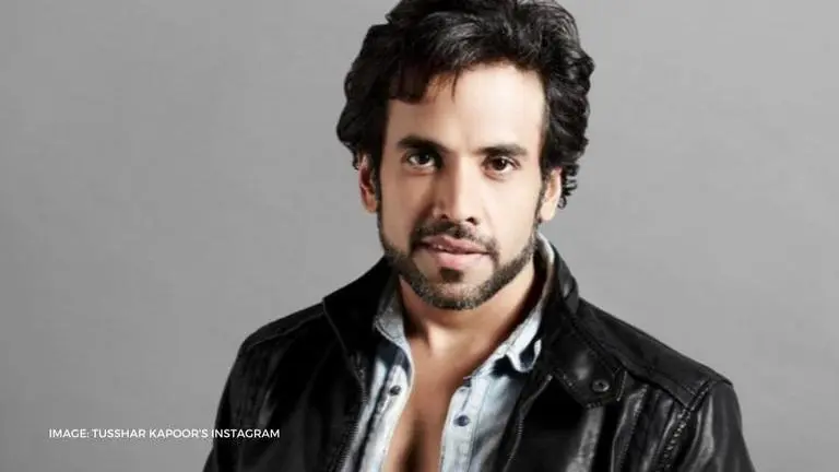 Tusshar Kapoor's 'Father special' post from 'then & now' era is totally adorable Tusshar Kapoor