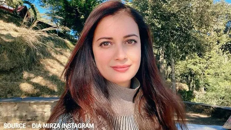 dia mirza