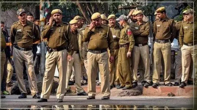 Delhi Police arrest man who stole 25 kg gold from his employer IPL