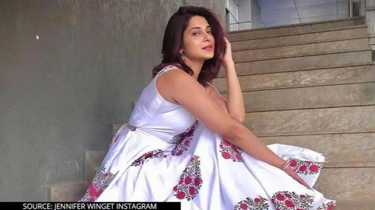 Jennifer Winget to not celebrate her birthday this year, says its 'trivial & unimportant' Jennifer Winget