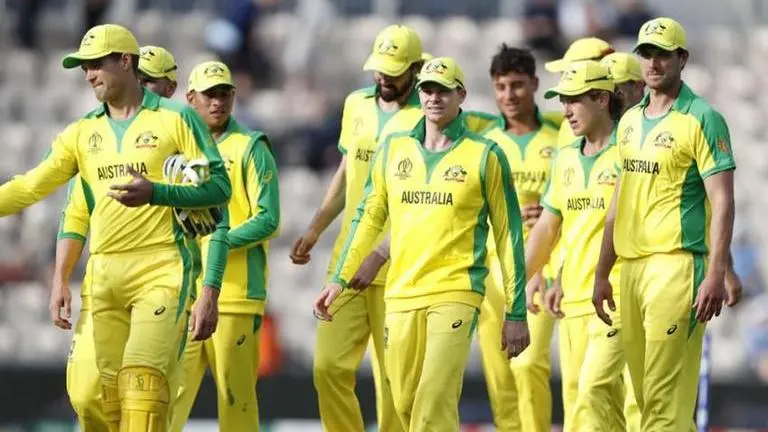 Australia's cricketers stick with handshakes despite Coronavirus threat Australia