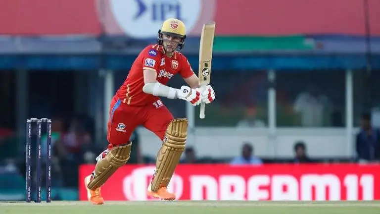 RCB vs PBKS: Sam Curran tears into Punjab Kings' batsmen after loss against Virat Kohli an Sam Curran in action
