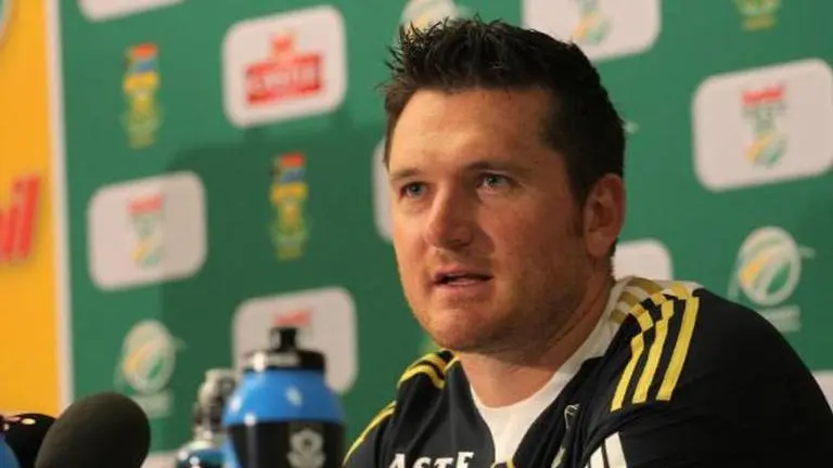 Graeme Smith named Cricket South Africa's new permanent director until March 2022 Graeme Smith