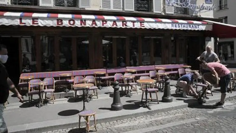 French economy shrinks by 13.8% during lockdown French economy shrinks by 13.8% during lockdown