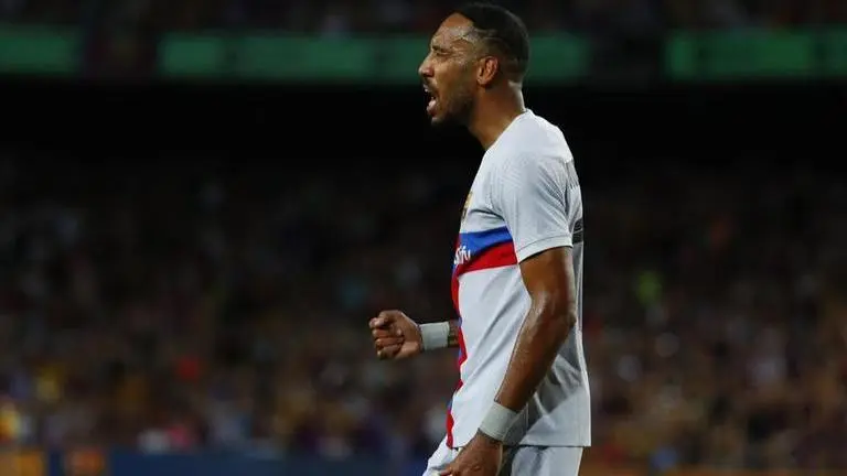 Pierre-Emerick Aubameyang violently 'robbed at gunpoint' at Barcelona home, claims report Pierre-Emerick Aubameyang