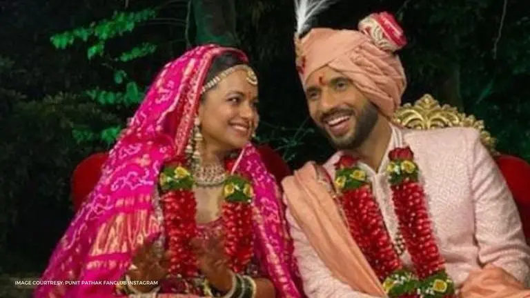 Punit Pathak and Nidhi Moony Singh's fun-filled wedding reception photos go viral Punit Pathak