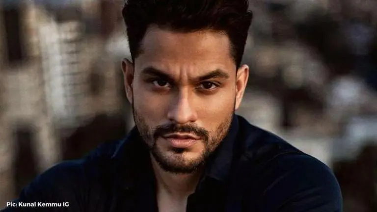 Kunal Kemmu rekindles his love for photography at his home; shares pictures kunal kemmu