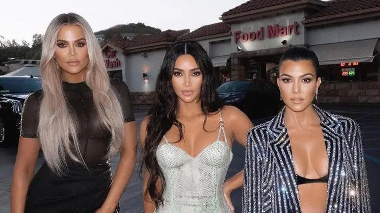 Kourtney Kardashian reveals why she's not as close to sisters Kim-Khloe; 'I was unhappy..' Kourtney Kardashian, Kim, Khloe