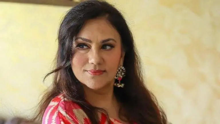 'Ramayan's Dipika Chikhlia trolled for transformation, netizens say, 'does not suit you' Ramayan