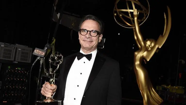 Bosom Buddies, peter scolari