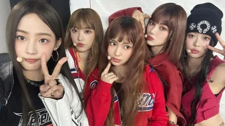 NewJeans is 2nd K-Pop girl group after BLACKPINK to be on UK's Official Charts for 2 weeks NewJeans