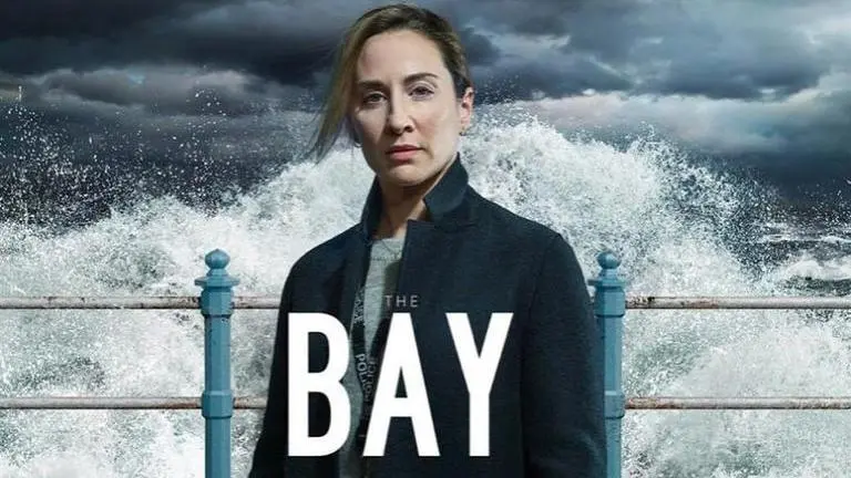 how many episodes are there in the bay season 2