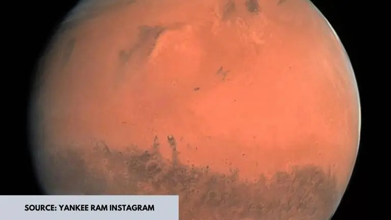 Video shows a skull on Mars? UFO hunter claims it may hint towards aliens; watch Viral video