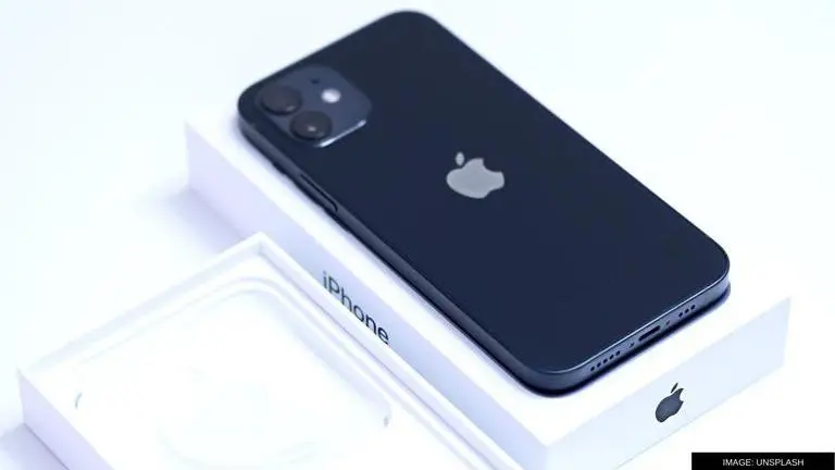 Huge discounts on Apple iPhone 12 series ahead of iPhone 13 launch; check prices Apple iPhone 12 series receives huge discount ahead of iPhone 13 launch, check prices