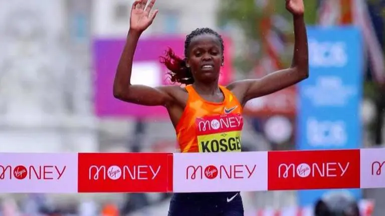 Brigid Kosgei defends London Marathon title