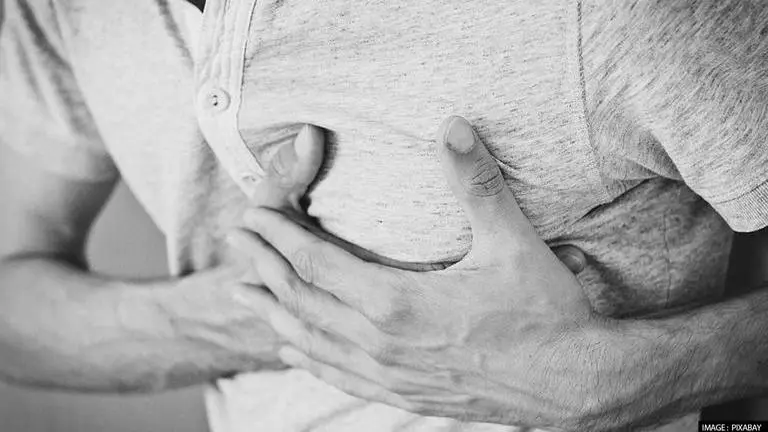 New sensor could diagnose heart attack in just 30 minutes, researchers claim Heart attack