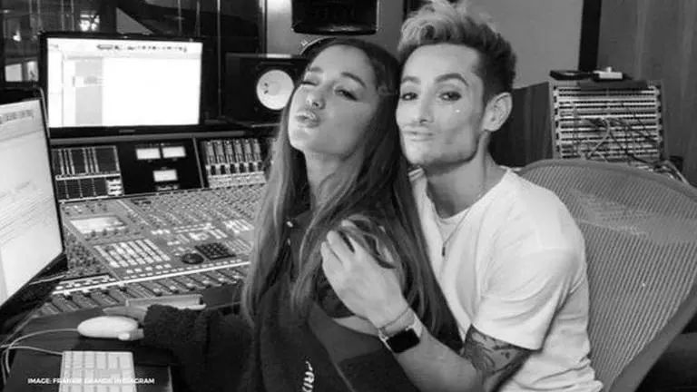 Did you know Frankie Grande taught his sister Ariana Grande how to do her makeup Frankie Grande