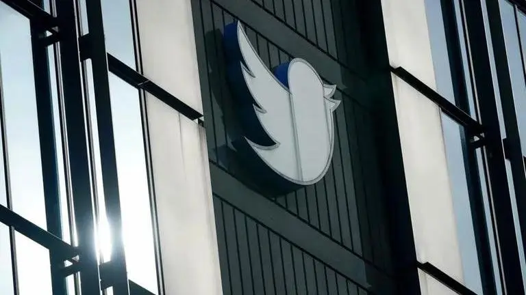 NYC subway service alerts return to Twitter after brief hiatus Twitter