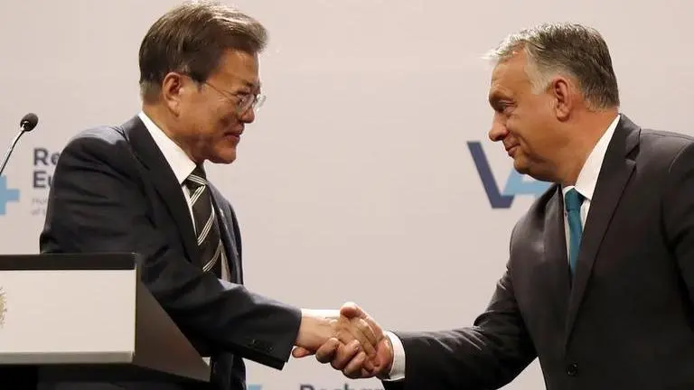 S Korea Prez Moon Jae-in meets Visegrad Group leaders in Budapest, pledges co-operation South Korea