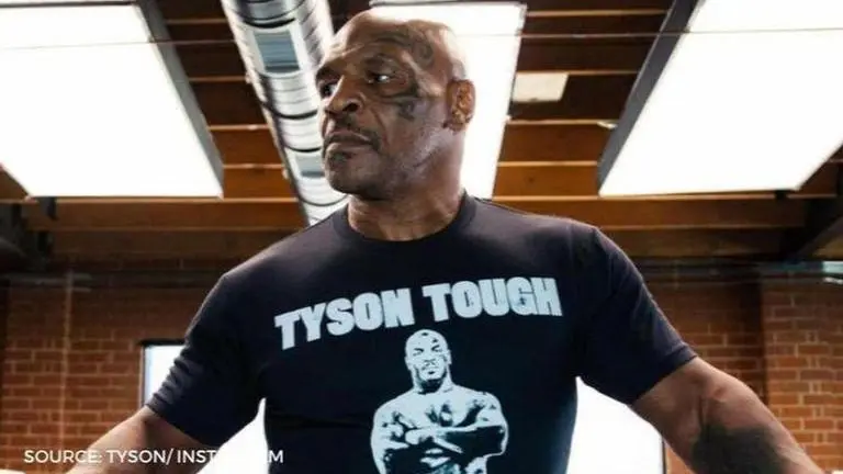 When Mike Tyson earned respect of Man United fans by trolling rivals Man City: WATCH Mike Tyson