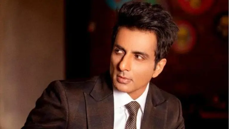 Sonu Sood extends support to farmers amidst protests; says 'Kisan Hai... Toh Hum Hain' Sonu Sood