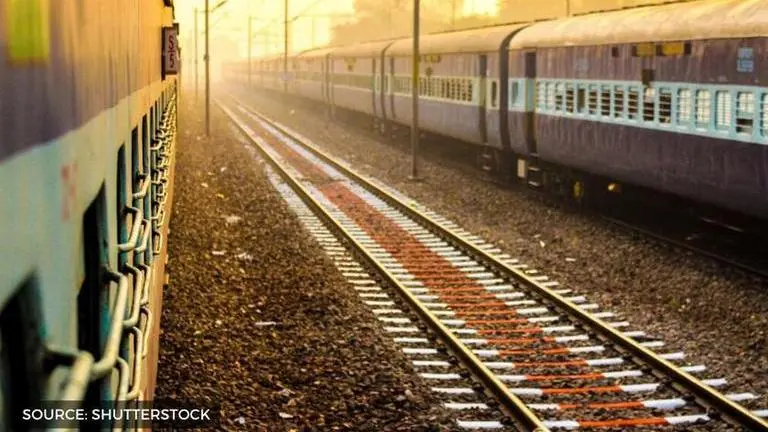Fact Check: Do IRCTC train bookings start from April 15, 2020? fact check