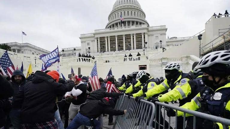 US Lawmakers seek to bar insurrectionists from holding office ...