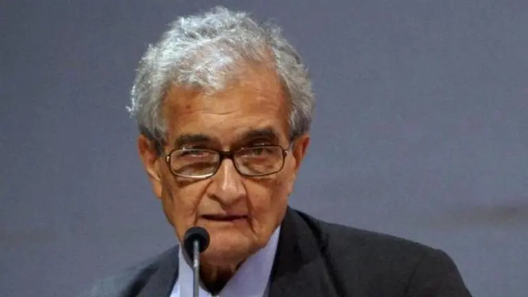 Amartya Sen lashes out at Visva-Bharati VC 'empowered' by Centre