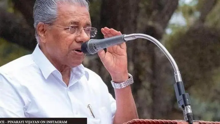 Kerala CM pledges govt support to local bodies sans political bias