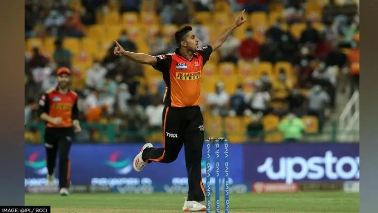IPL 2021: SRH’s Umran Malik breaks Lockie Ferguson's fastest ball record of 152.75 kmph ipl 2021, Umran Malik