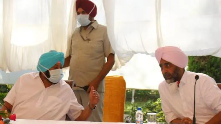 Punjab doesn't want confrontation with Centre over farm laws: Manpreet Badal