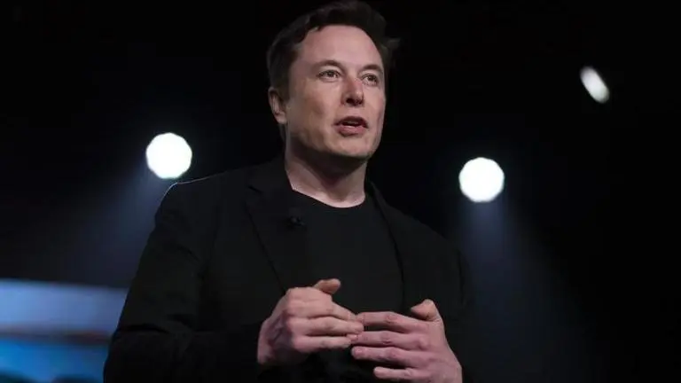 Elon Musk's rare pics among items being auctioned by ex-girlfriend Jennifer Gwynne; See Elon Musk