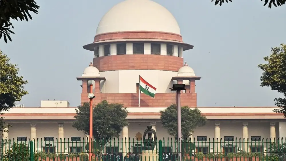 Content Having Profanities, Swear Words Cannot Be Regulated by Criminalising it: SC Election Commission Asks Supreme Court to Return Sealed Electoral Bonds Docs, Hearing Today