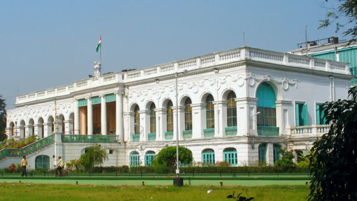 Indian Libraries That Are A Must-visit For All The Book Lovers India's oldest libraries