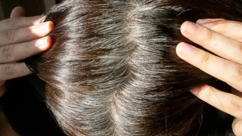 Dying Your Hair With Mehendi? Know About The Side-effects Of Henna Mehendi side effects